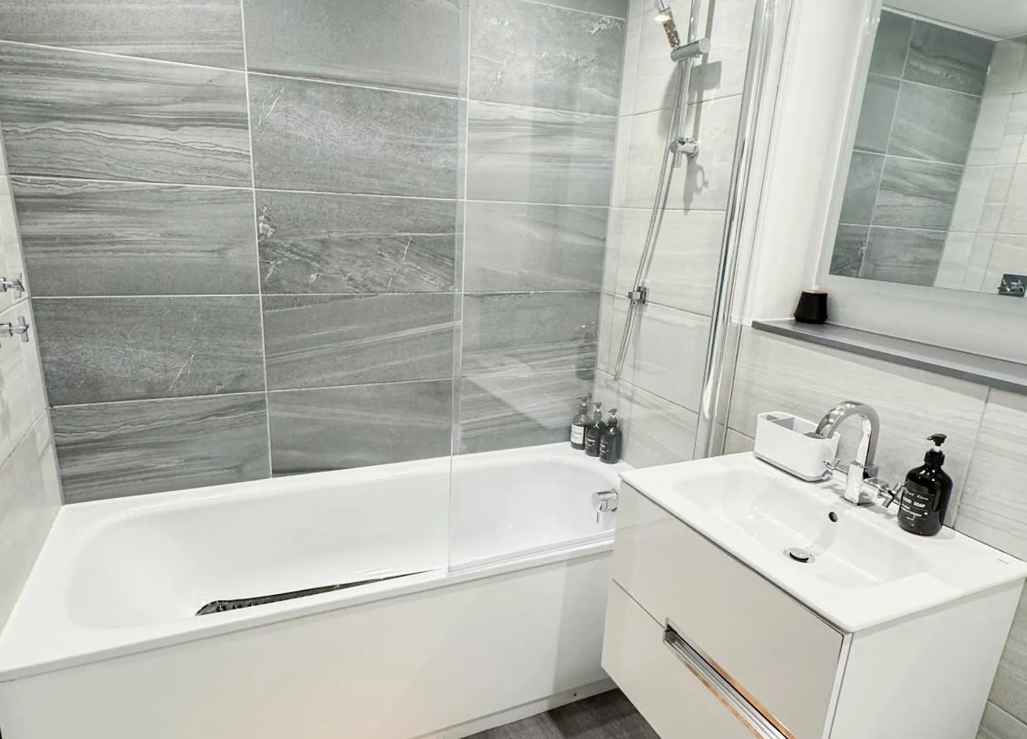 Apartment Cosy 1 Bedroom Apt By Ls2G Short Lets & Serviced Accommodation Greater London With Free Wifi United Kingdom